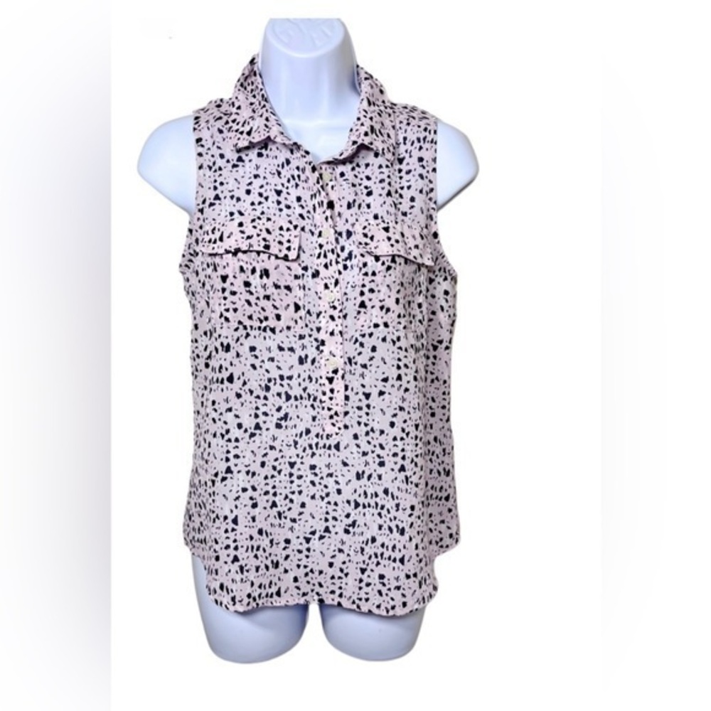 XS Banana republic lavender sleeveless top